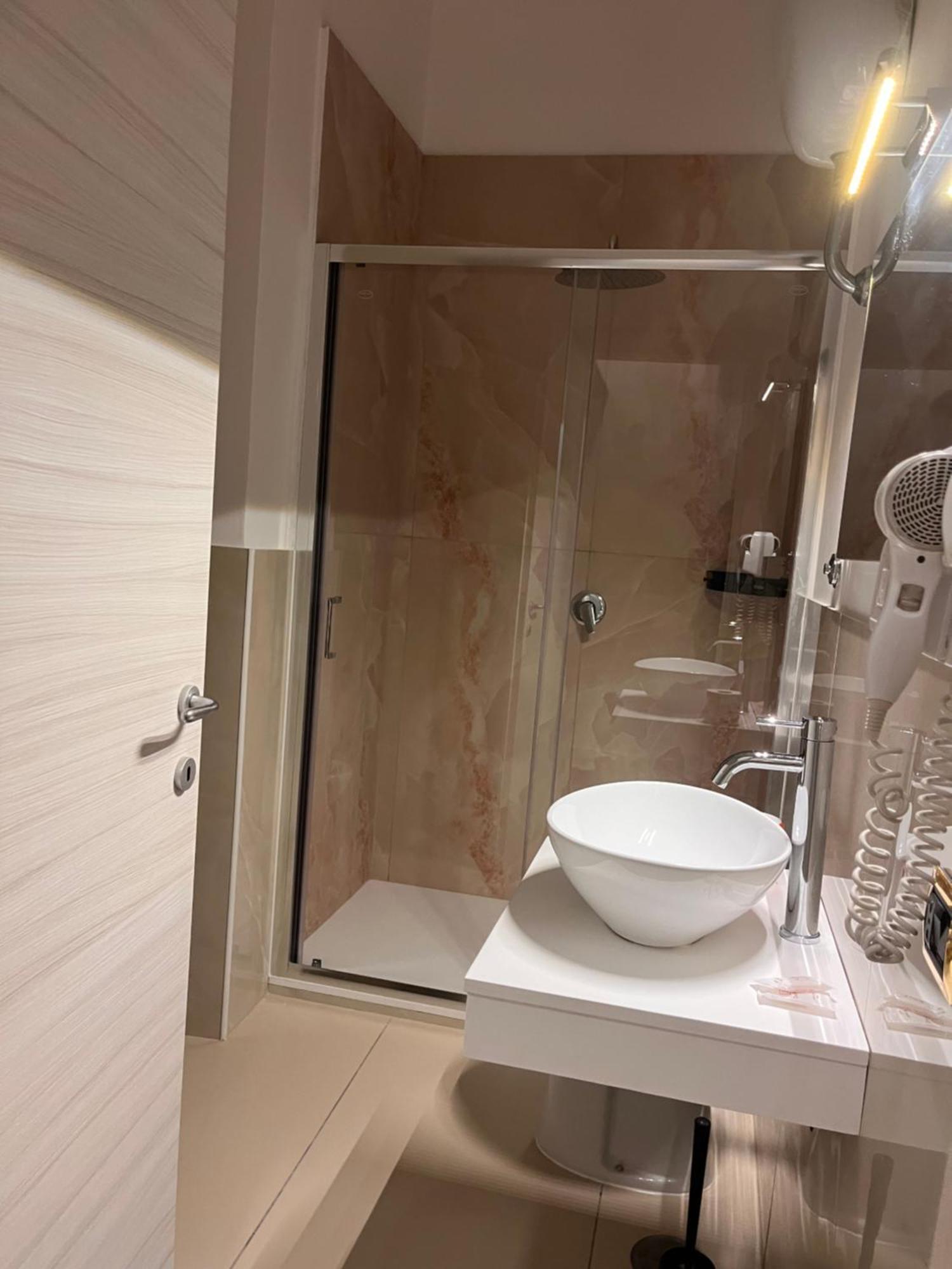 Oceania Hotels Napoli Ngoại thất bức ảnh